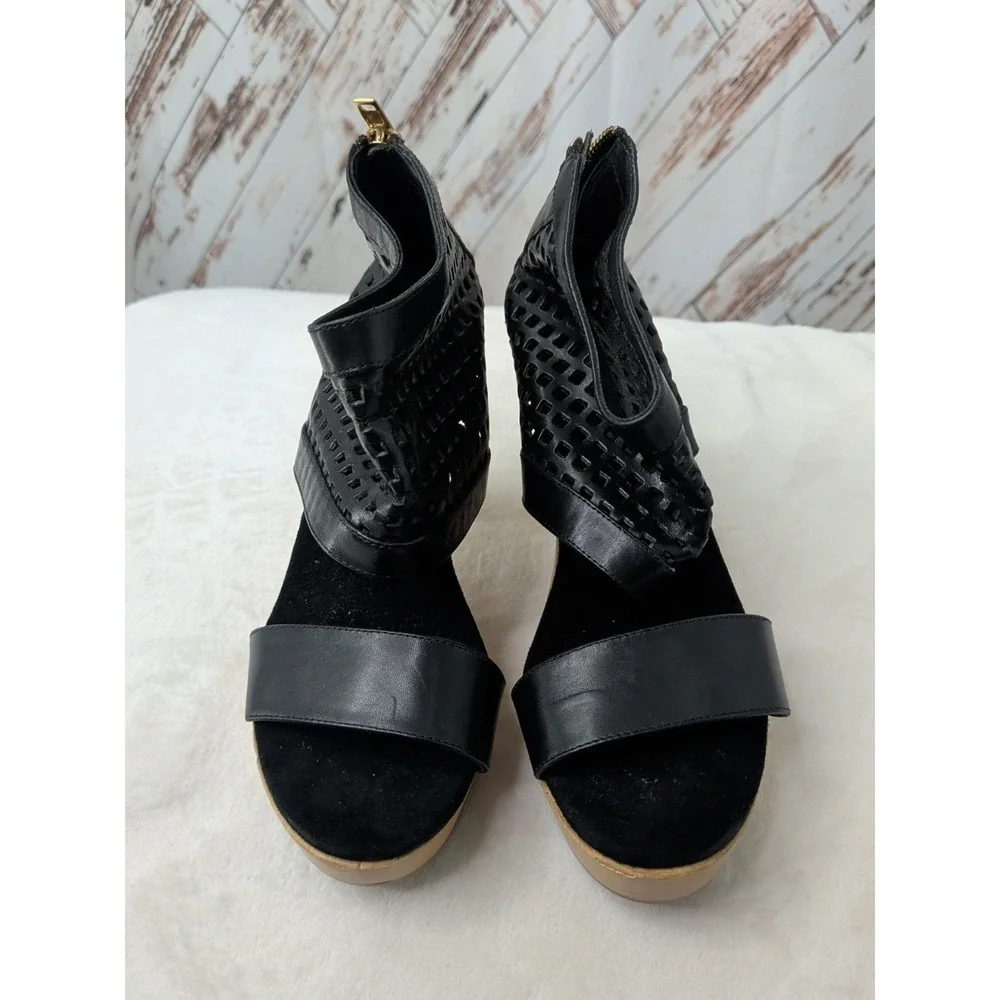 Loeffler Randall loeffler randall